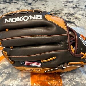 Nokona S-1200 12in Baseball Glove